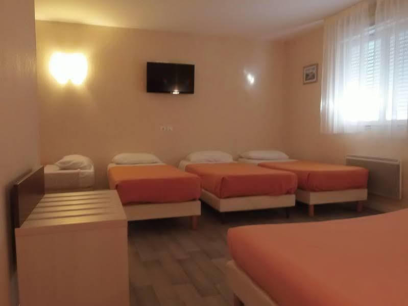 Hotel Azur Saint Junien Cit'Hotel Eksteriør billede